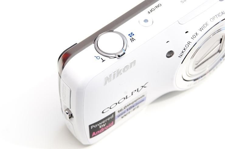 Nikon Coolpix S800C (5).jpg